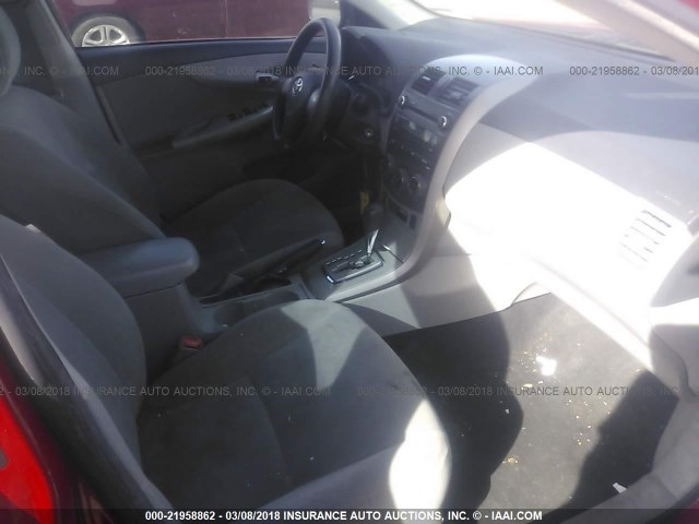 2T1BU4EE2BC568493 - 2011 TOYOTA COROLLA S/LE RED photo 5