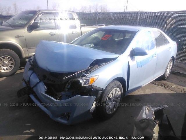 4T1BF1FK1CU535367 - 2012 TOYOTA CAMRY SE/LE/XLE BLUE photo 2