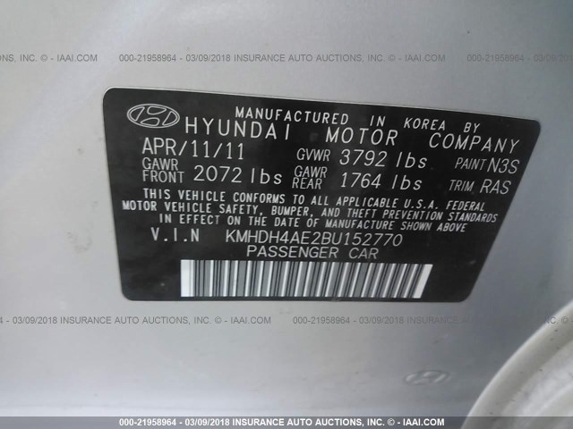 KMHDH4AE2BU152770 - 2011 HYUNDAI ELANTRA GLS/LIMITED SILVER photo 9