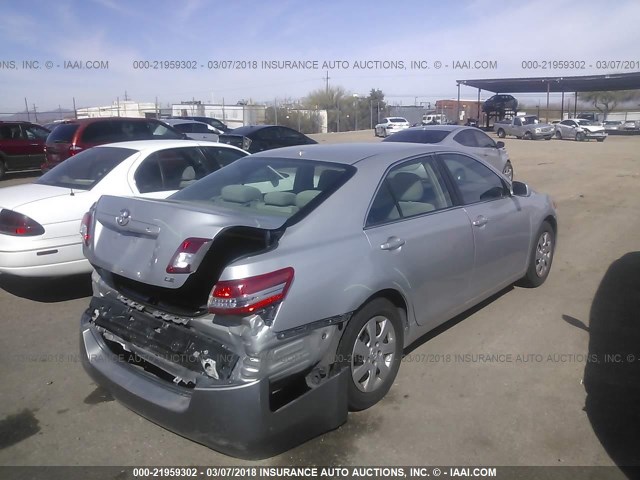 4T1BF3EK3BU727319 - 2011 TOYOTA CAMRY SE/LE/XLE SILVER photo 4