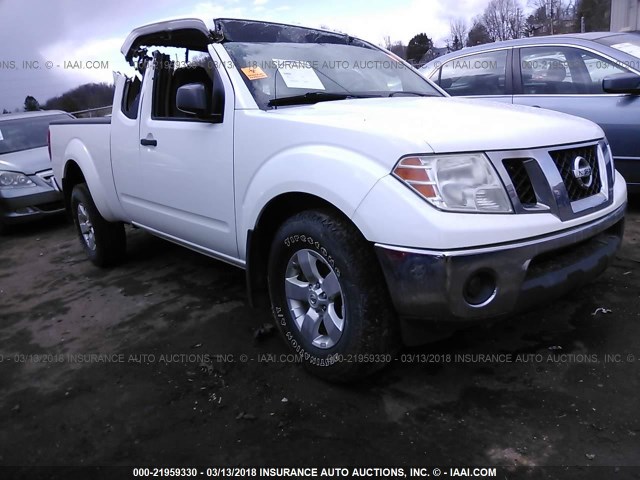 1N6AD06W99C416951 - 2009 NISSAN FRONTIER KING CAB SE/LE/NISMO WHITE photo 1