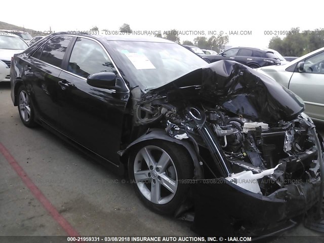 4T1BF1FK8EU399645 - 2014 TOYOTA CAMRY L/SE/LE/XLE 黑色 照片 1