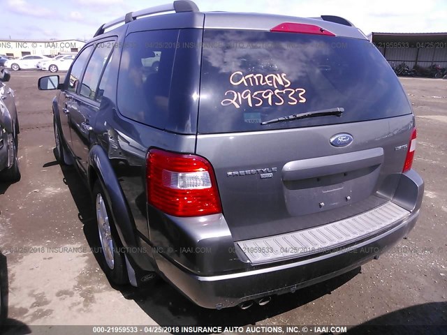 1FMDK06195GA11097 - 2005 FORD FREESTYLE LIMITED GRAY photo 3