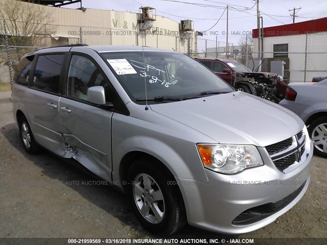 2C4RDGCG0CR145580 - 2012 DODGE GRAND CARAVAN SXT SILVER photo 1