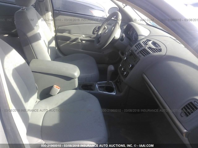 1G1ZS51F36F107995 - 2006 CHEVROLET MALIBU LS 银色 照片 5