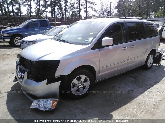 2C4RDGCG4CR294882 - 2012 DODGE GRAND CARAVAN SXT SILVER photo 2