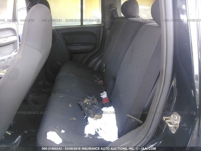 1J4GL48K94W100338 - 2004 JEEP LIBERTY SPORT 黑色 照片 8