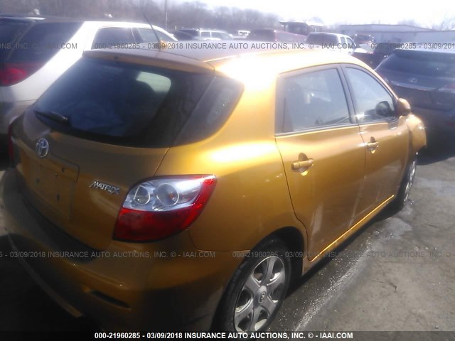 2T1KU40E09C042199 - 2009 TOYOTA COROLLA MATRIX  ORANGE photo 4