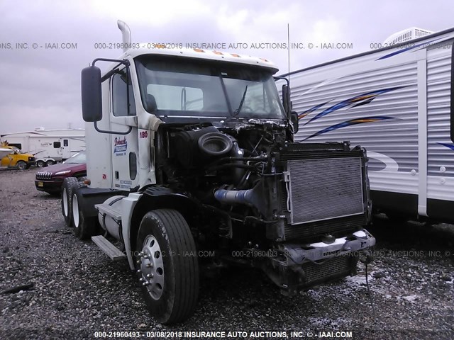 1FUJA6CV17PZ29104 - 2007 FREIGHTLINER CONVENTIONAL COLUMBIA WHITE photo 1