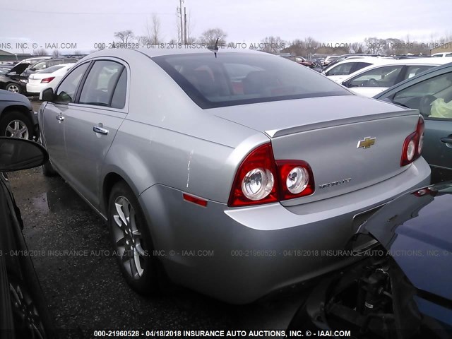 1G1ZE5E15BF351583 - 2011 CHEVROLET MALIBU LTZ 银色 照片 3