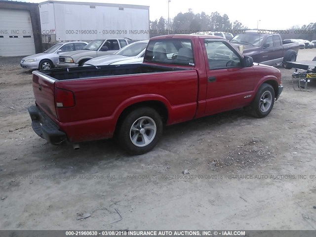 1GCCS1447W8145928 - 1998 CHEVROLET S TRUCK S10 RED photo 4