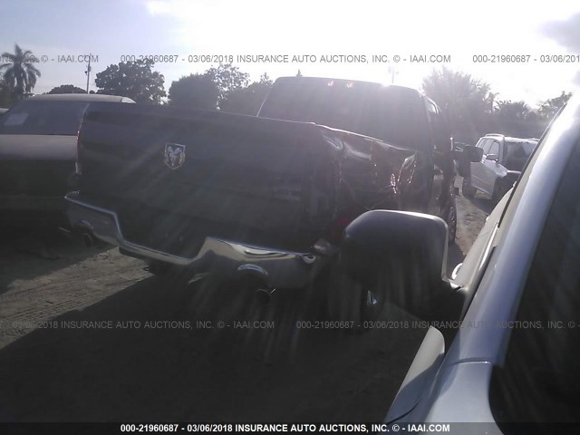 1C6RR6GT6JS117983 - 2018 RAM 1500 SLT BLACK photo 4