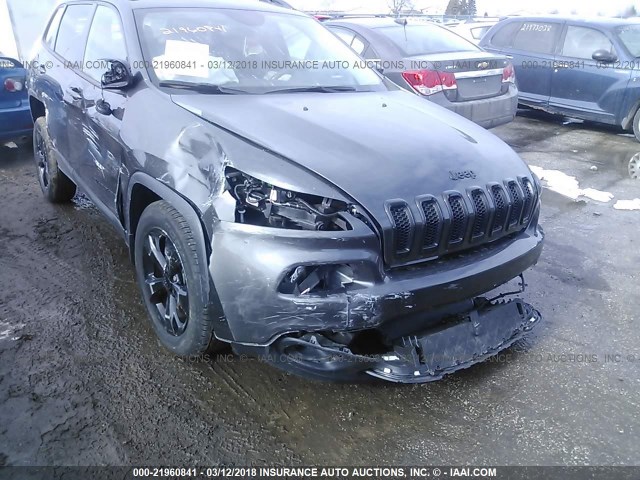 1C4PJMCB6GW214532 - 2016 JEEP CHEROKEE LATITUDE GRAY photo 6