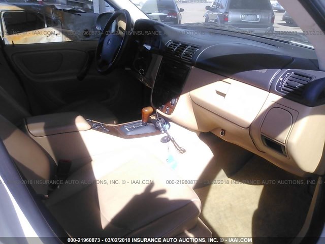 4JGAB72E7XA080901 - 1999 MERCEDES-BENZ ML 430 白色 照片 5