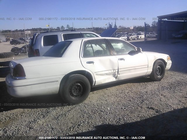 2FAFP73W5WX187587 - 1998 FORD CROWN VICTORIA  WHITE photo 6