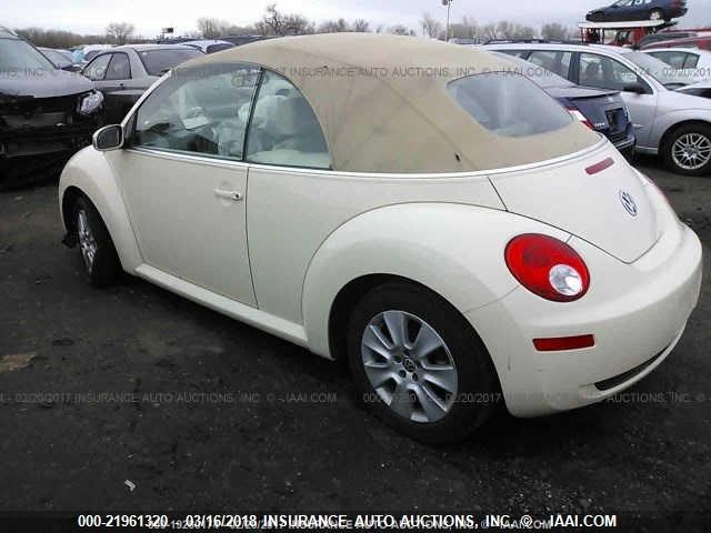 3VWPF31Y48M419915 - 2008 VOLKSWAGEN NEW BEETLE CONVERTIBLE S WHITE photo 3