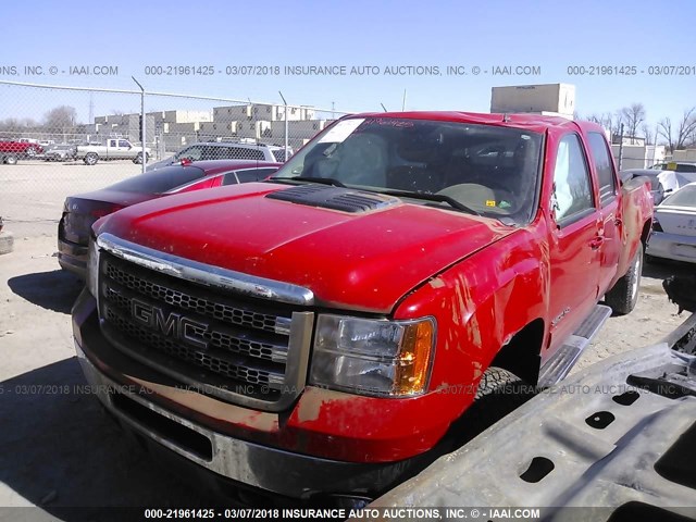 1GT424E88DF126210 - 2013 GMC SIERRA K3500 SLT RED photo 2