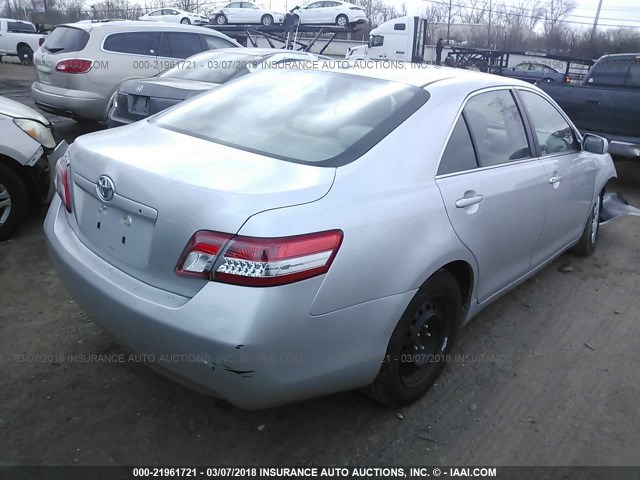 4T1BF3EK8AU037953 - 2010 TOYOTA CAMRY SE/LE/XLE 银色 照片 4