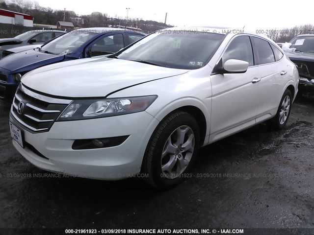 5J6TF2H52CL008251 - 2012 HONDA CROSSTOUR EXL WHITE photo 2