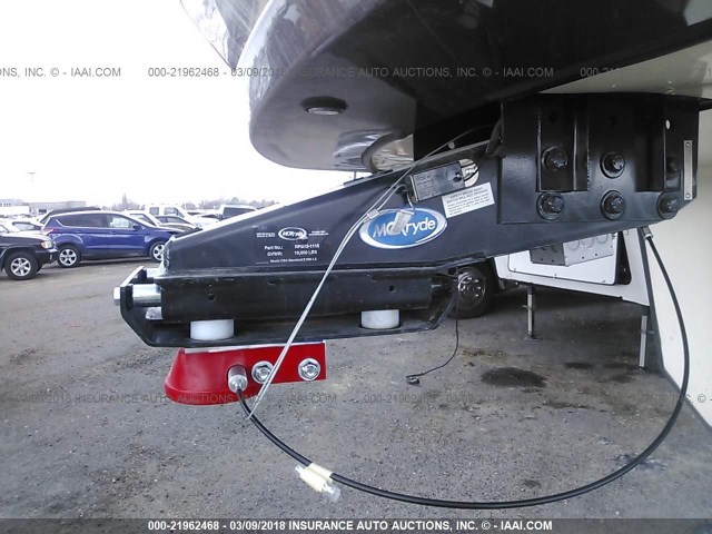 4YDF38220J4700056 - 2018 KEYSTONE MONTANA3820FK  WHITE photo 7