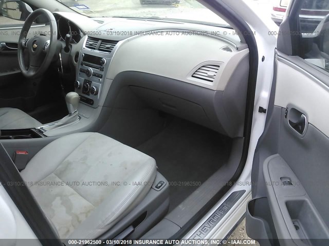 1G1ZD5EU5CF103204 - 2012 CHEVROLET MALIBU 2LT 白色 照片 5