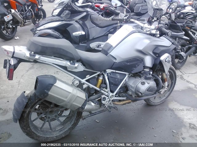 WB10A1105DZ184402 - 2013 BMW R1200 GS GRAY photo 4