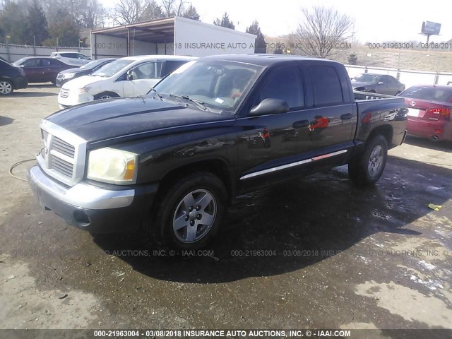 1D3HE58N05S115525 - 2005 DODGE DAKOTA QUAD LARAMIE BLACK photo 2