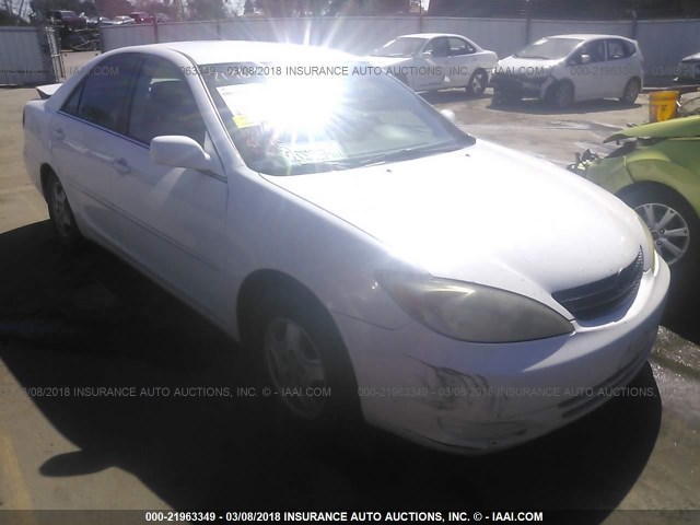 4T1BF32KX2U018827 - 2002 TOYOTA CAMRY LE/XLE/SE თეთრი ფოტო 1