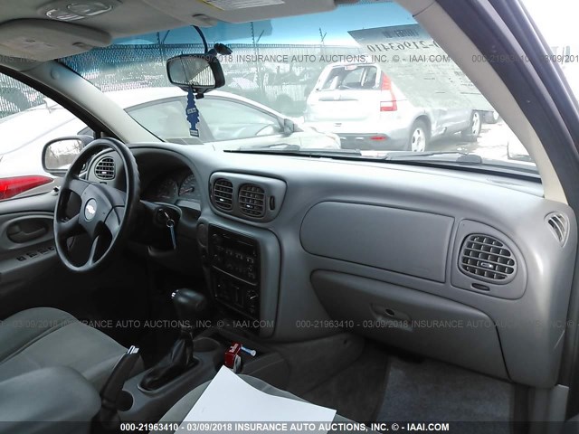 1GNDS13S282210525 - 2008 CHEVROLET TRAILBLAZER LS/LT MAROON photo 5