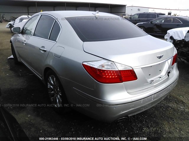 KMHGC46EX9U042757 - 2009 HYUNDAI GENESIS 3.8L SILVER photo 3