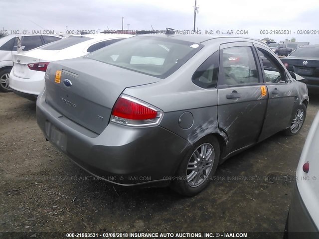 1FAHP35N18W205118 - 2008 FORD FOCUS SE/SEL/SES GRAY photo 4