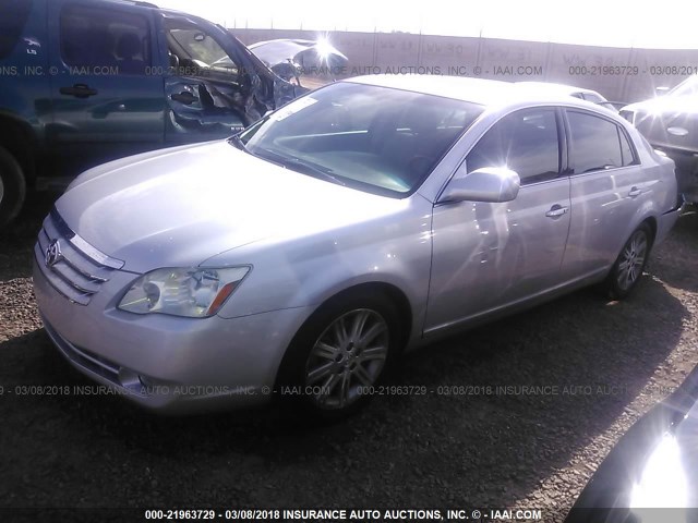 4T1BK36B96U081364 - 2006 TOYOTA AVALON XL/XLS/TOURING/LIMITED SILVER photo 2