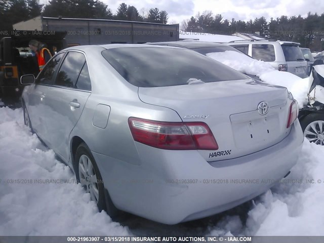 4T1BE46K67U074371 - 2007 TOYOTA CAMRY NEW GENERAT CE/LE/XLE/SE SILVER photo 3