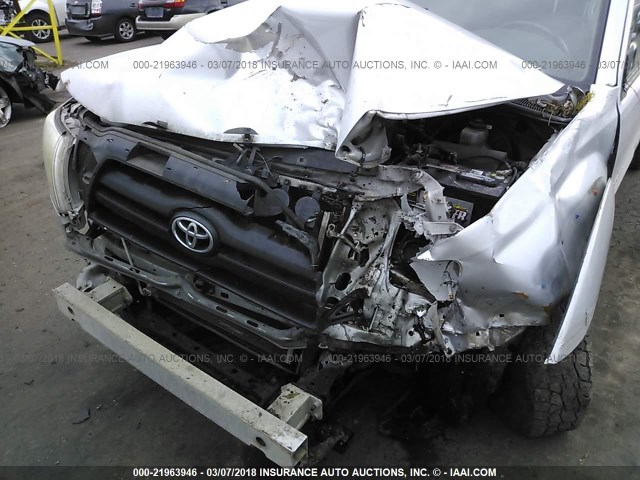 5TELU42N58Z496300 - 2008 TOYOTA TACOMA DOUBLE CAB SILVER photo 6