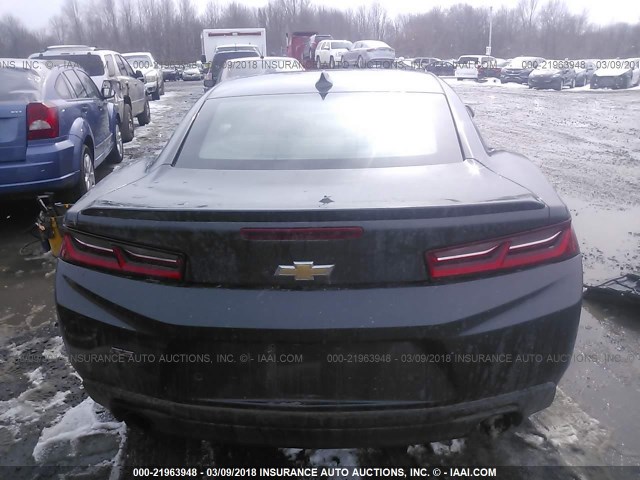 1G1FD1RX7H0109127 - 2017 CHEVROLET CAMARO LT GRAY photo 8