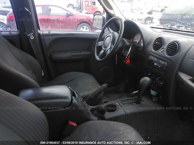 1J4GL48K84W320179 - 2004 JEEP LIBERTY SPORT 黑色 照片 5