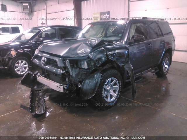 JTEBU5JR2E5184631 - 2014 TOYOTA 4RUNNER SR5/LIMITED/TRAIL GRAY photo 2