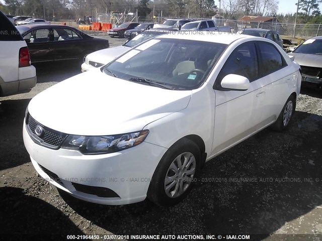 KNAFT4A2XA5865598 - 2010 KIA FORTE LX WHITE photo 2