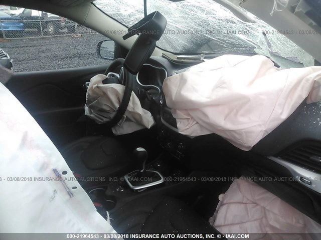 1C4PJMBX7JD517108 - 2018 JEEP CHEROKEE TRAILHAWK 黑色 照片 5