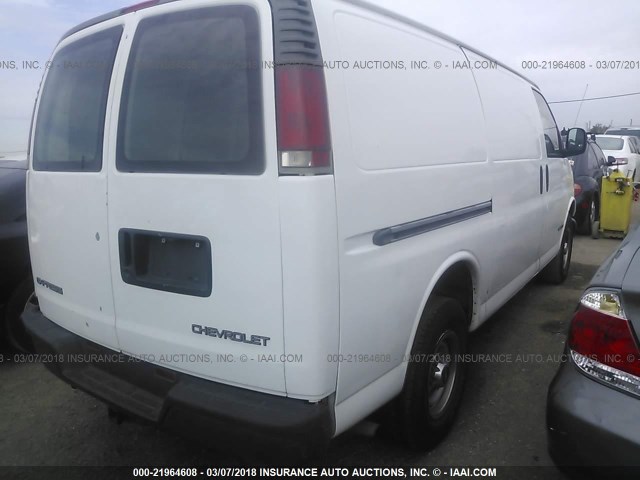 1GCGG25R2X1143727 - 1999 CHEVROLET EXPRESS G2500  WHITE photo 4