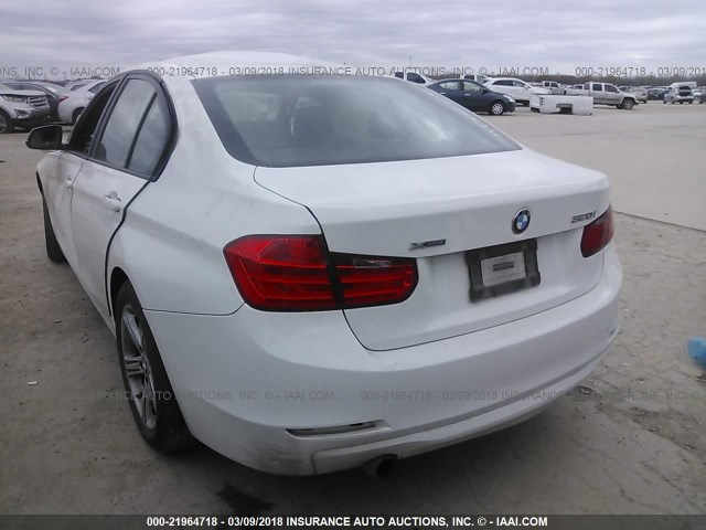 WBA3C3G58FNS76152 - 2015 BMW 320 I/XDRIVE WHITE photo 3
