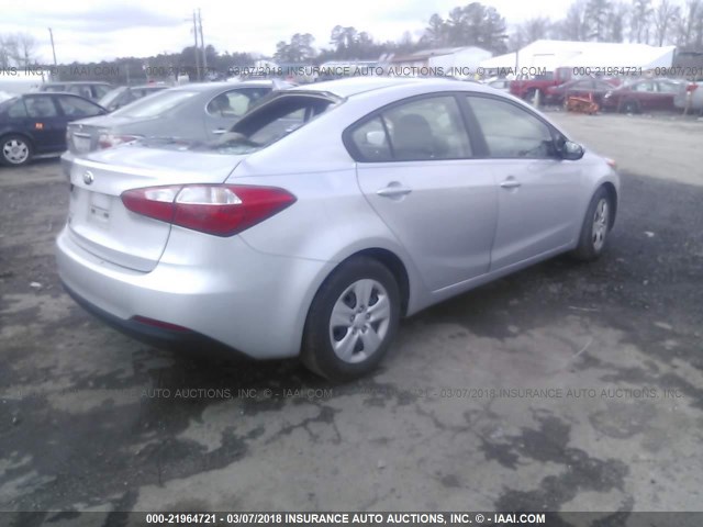 KNAFK4A62G5515851 - 2016 KIA FORTE LX SILVER photo 4