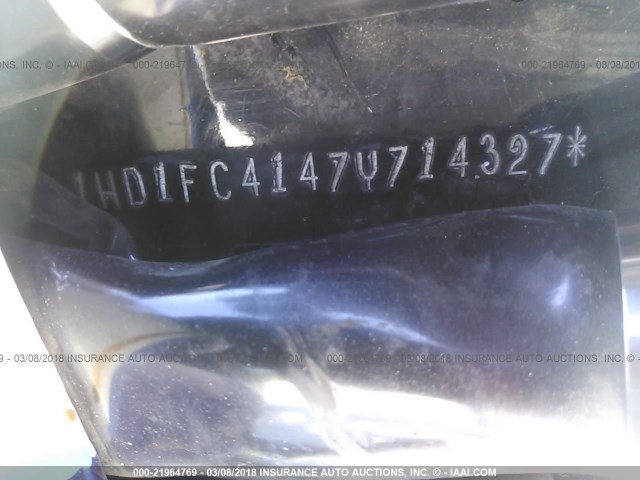 1HD1FC4147Y714327 - 2007 HARLEY-DAVIDSON FLHTCUI WHITE photo 10