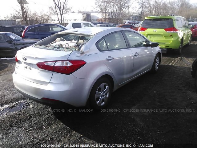 KNAFK4A63F5406121 - 2015 KIA FORTE LX SILVER photo 4