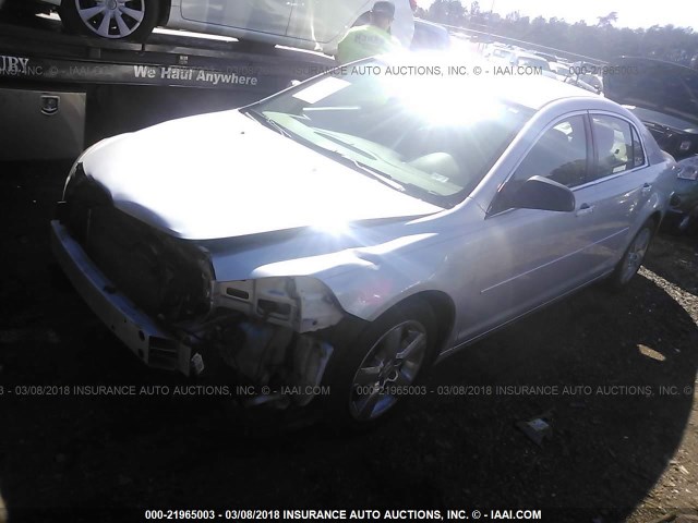 1G1ZB5E10BF139294 - 2011 CHEVROLET MALIBU LS 银色 照片 2