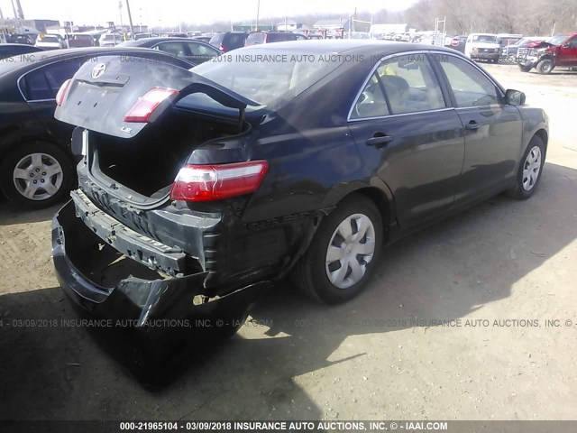 JTNBE46K473030682 - 2007 TOYOTA CAMRY NEW GENERAT CE/LE/XLE/SE BLACK photo 4