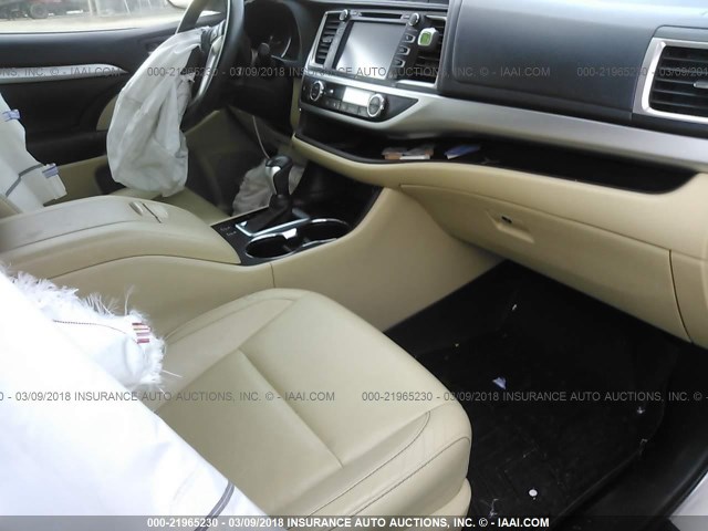 5TDKKRFH0ES030012 - 2014 TOYOTA HIGHLANDER XLE ოქროსფერი ფოტო 5