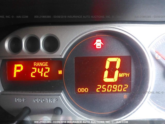 JTLKE50E081037031 - 2008 TOYOTA SCION XB WHITE photo 7