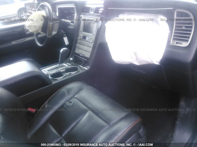 5LMFU28519EJ02166 - 2009 LINCOLN NAVIGATOR BLACK photo 5