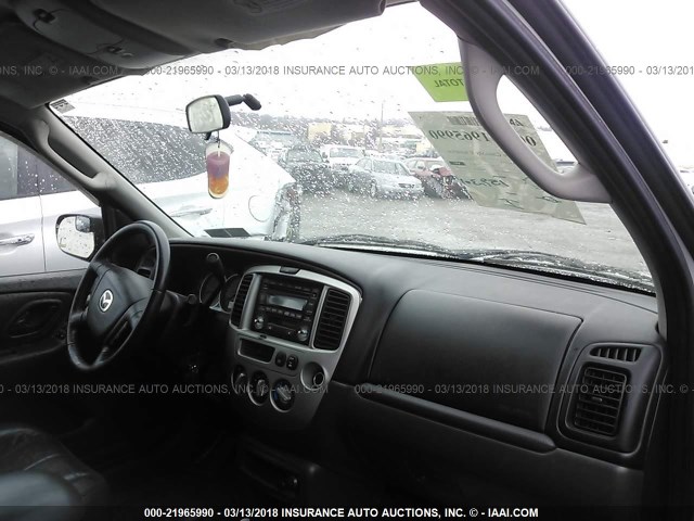 4F2CZ96104KM20844 - 2004 MAZDA TRIBUTE ES 银色 照片 5